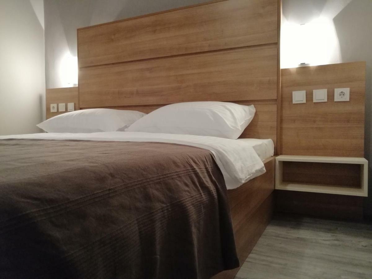 Apartmani Simon Лопар Экстерьер фото